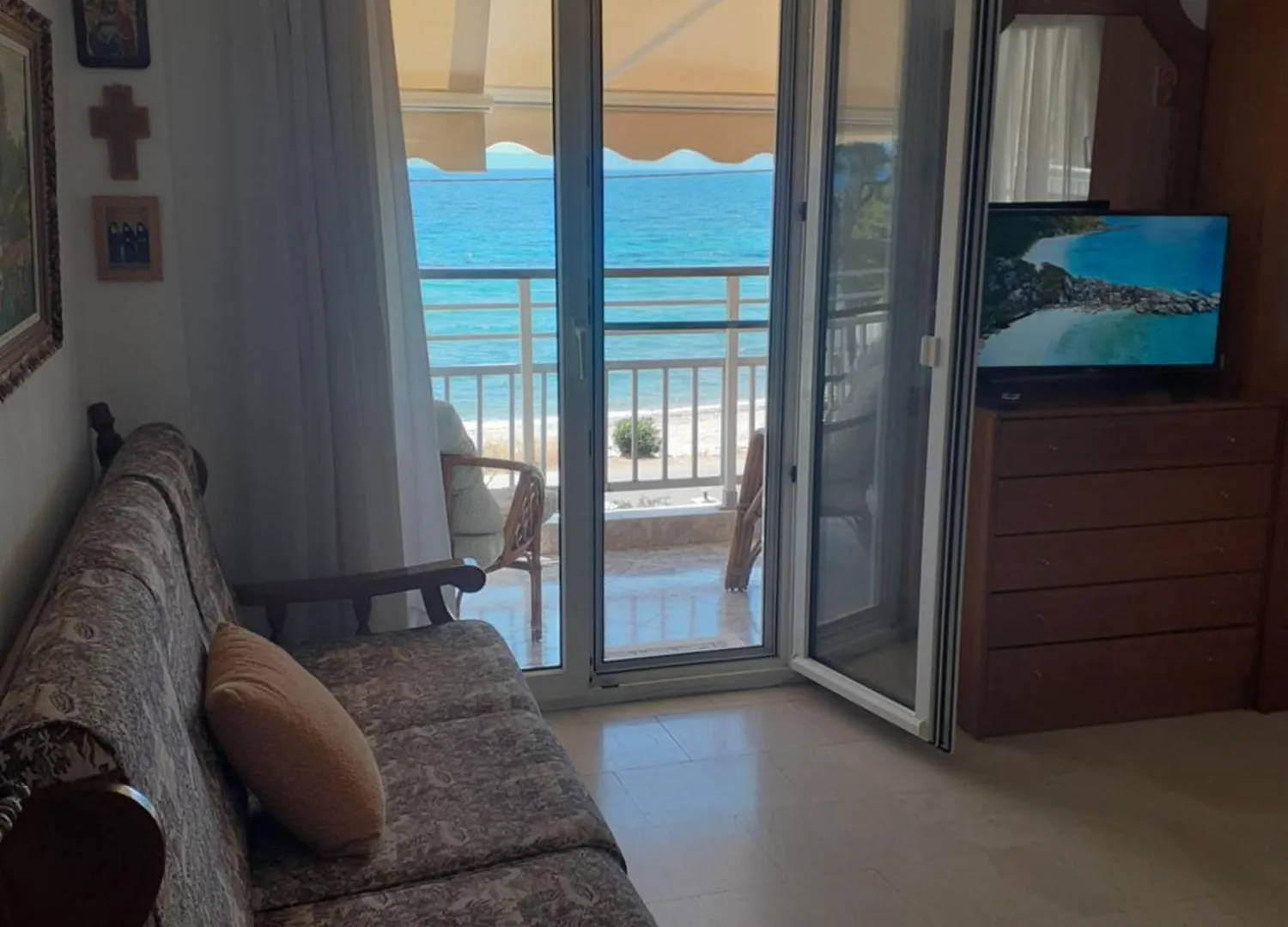 Metamorfosi Apartment With Sea View